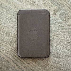 Fine Woven Apple MagSafe Wallet